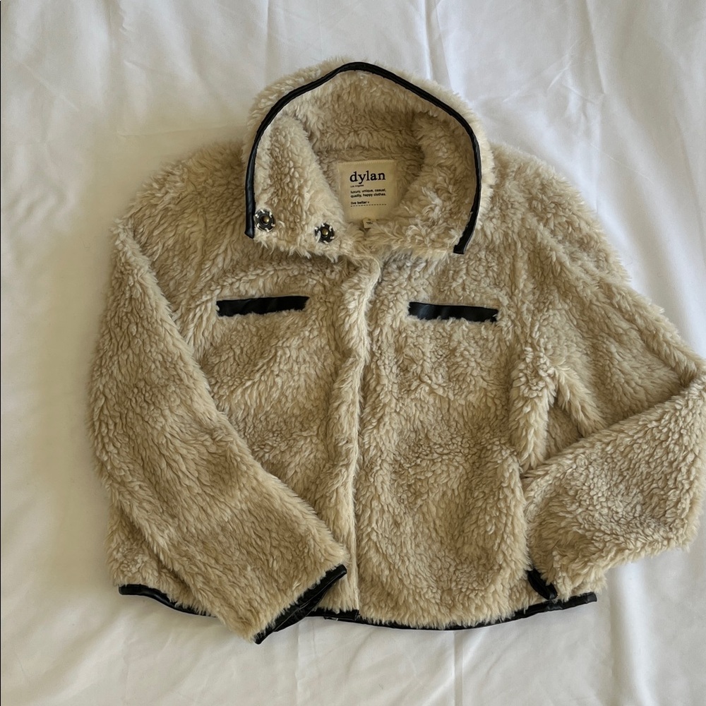 Dylan Women’s Cream Fleece Jacket